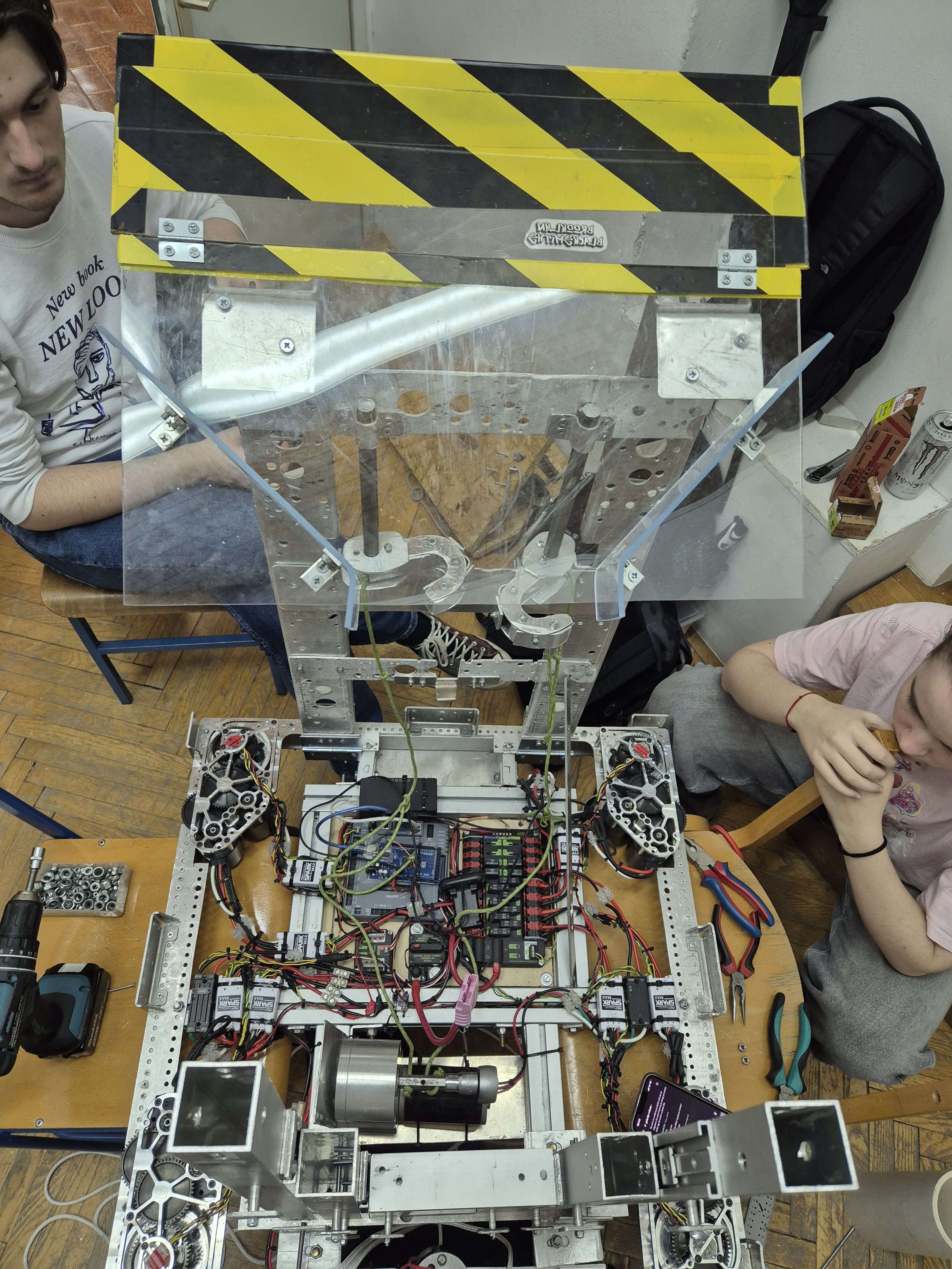 Lip on the robot